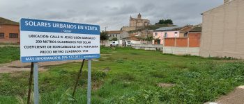 A subasta cinco solares urbanos públicos